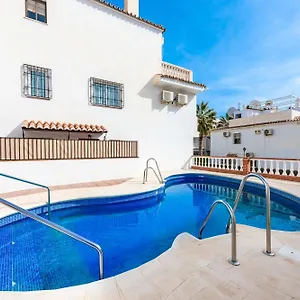 Centro, Playa Carabeo Nerja